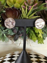 Load image into Gallery viewer, #168 Vintage Couture Earrings 18mm