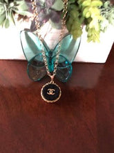 Load image into Gallery viewer, #111 Vintage Couture Necklace 23mm